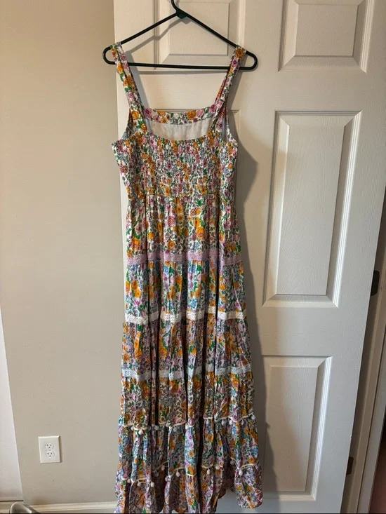 crown & ivy Floral Maxi Dress in White, Yellow & Pink Size L - Picture 2 of 4